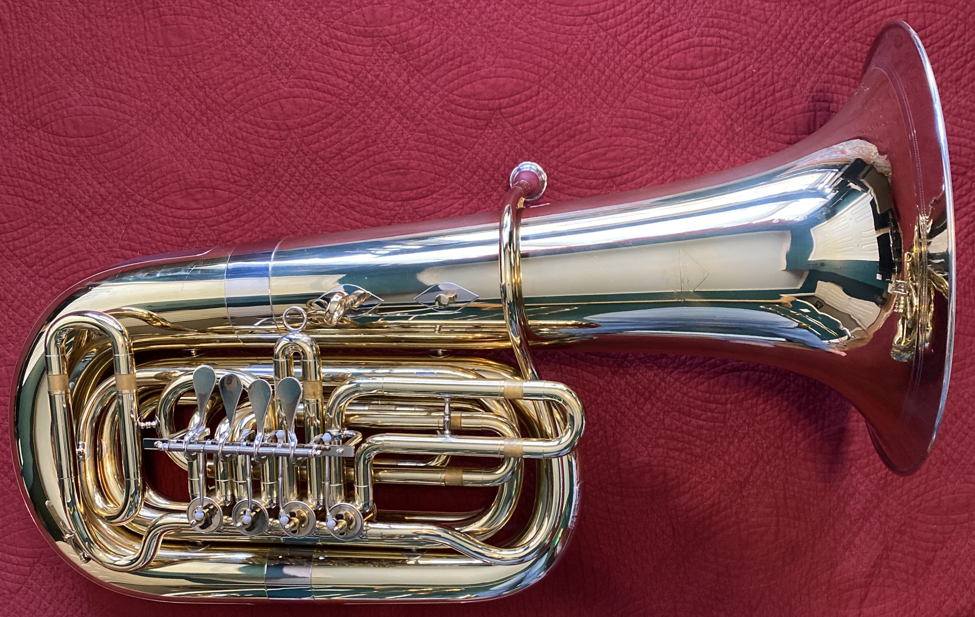 Miraphone 186 4U BBb Tuba - Tuba Exchange model